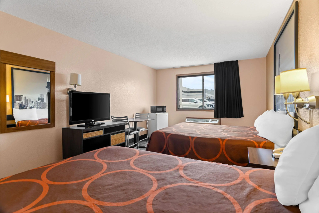 Super 8 by Wyndham Bourbonnais/Kankakee Area