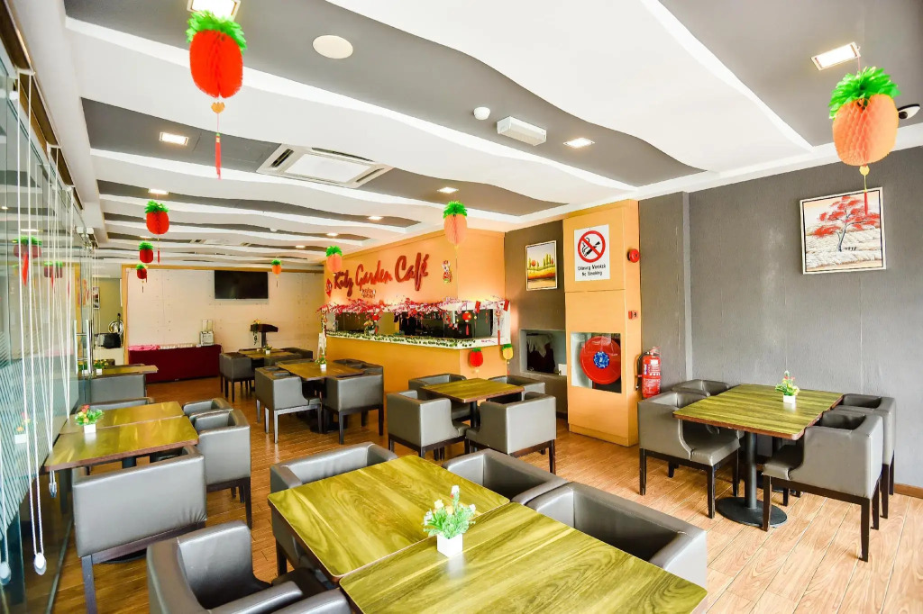 Lumut Suites