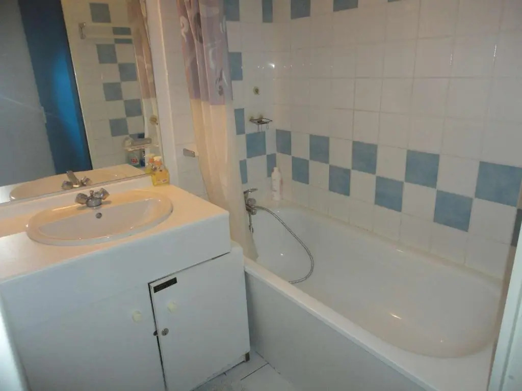 Appartement Le Grau-du-Roi, 2 pièces, 4 personnes - FR-1-250-216