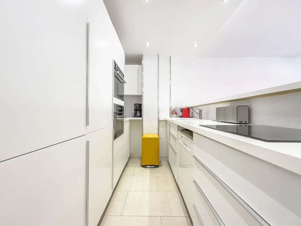207 Le Maubourg in Cannes