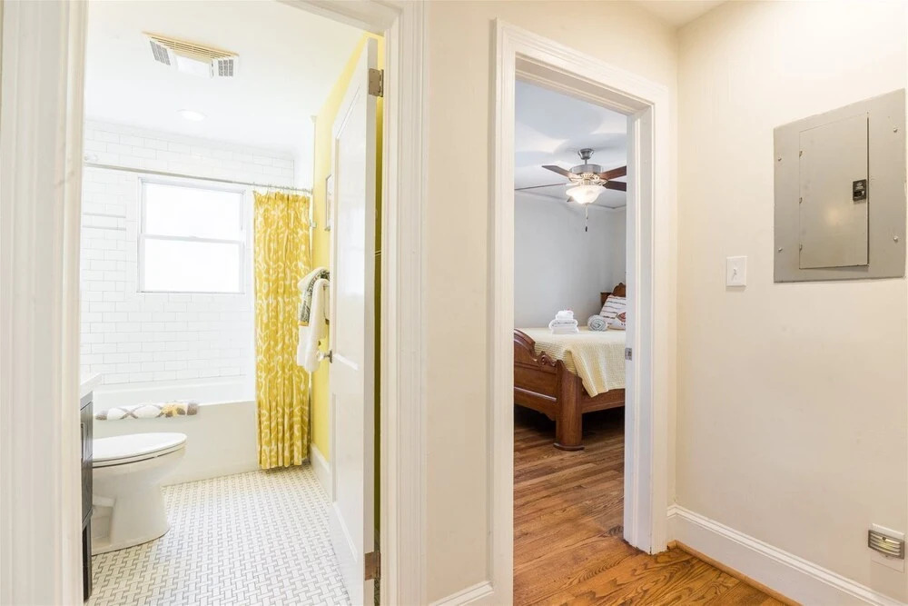 Randall St, 204
