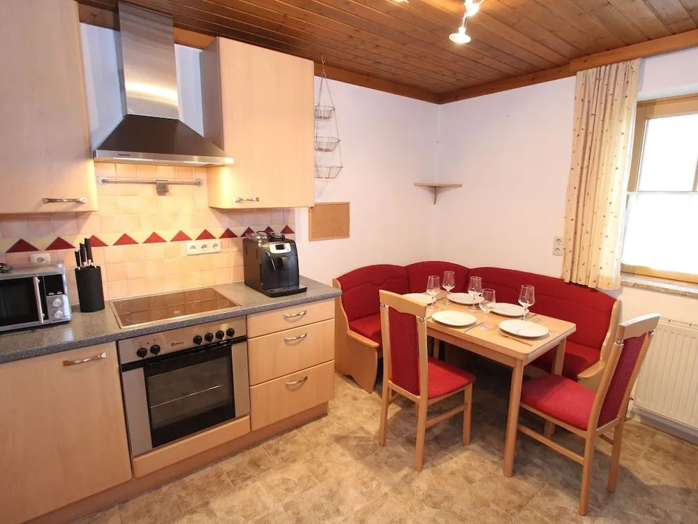 Cozy Apartment near Ski Area in Großarl