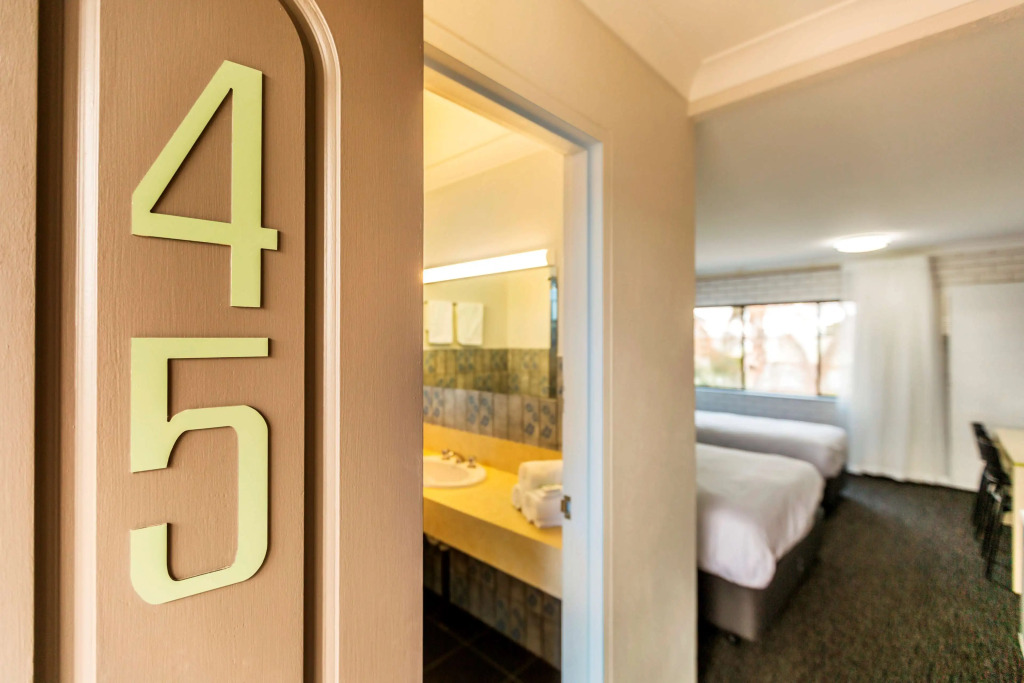 Boomerang Hotel