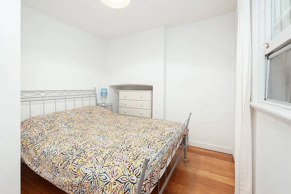 Charming Centrally Located 2 Bedroom Accommodation