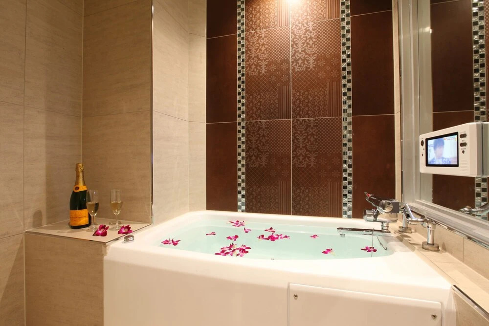 Lusso Croce Urban Resort
