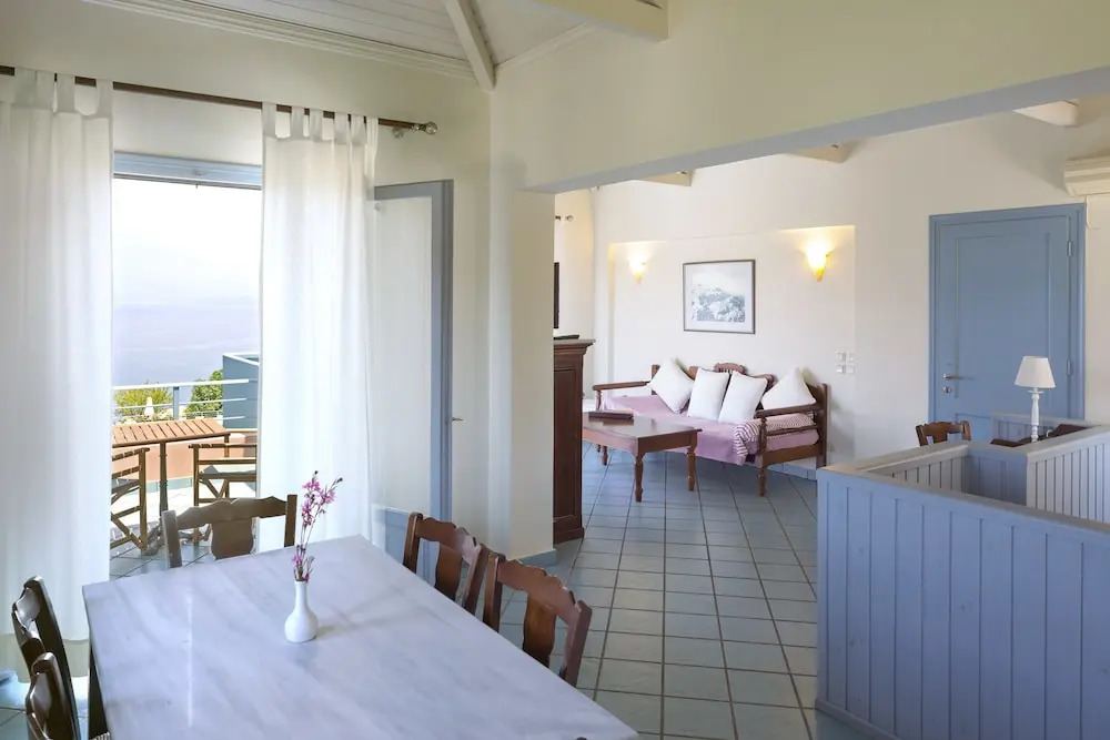 Mira Resort