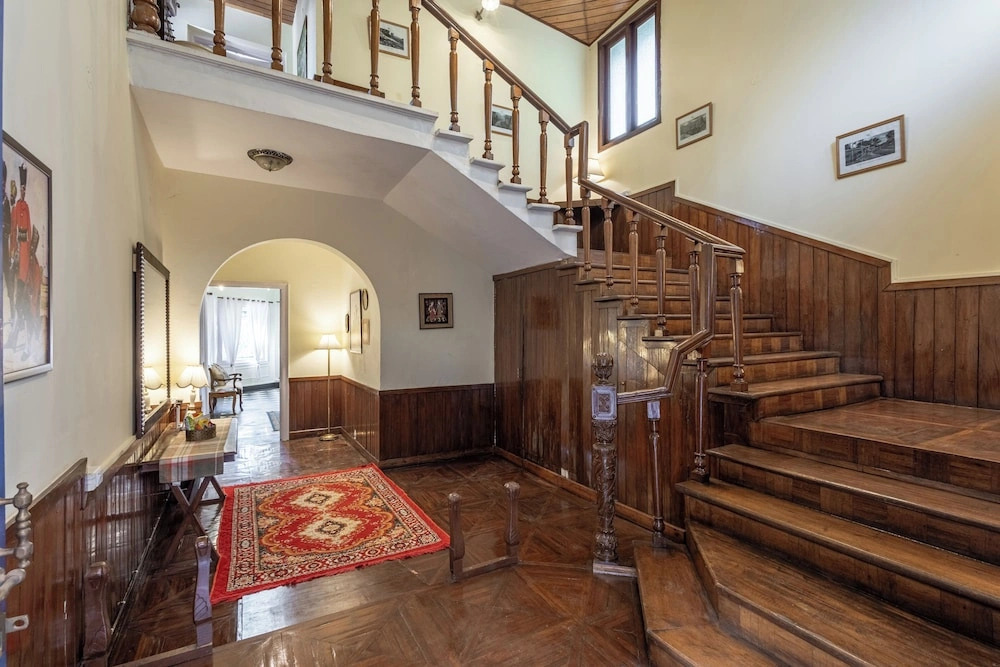 Alaya Stays Chalet Vie 3 BHK Villa