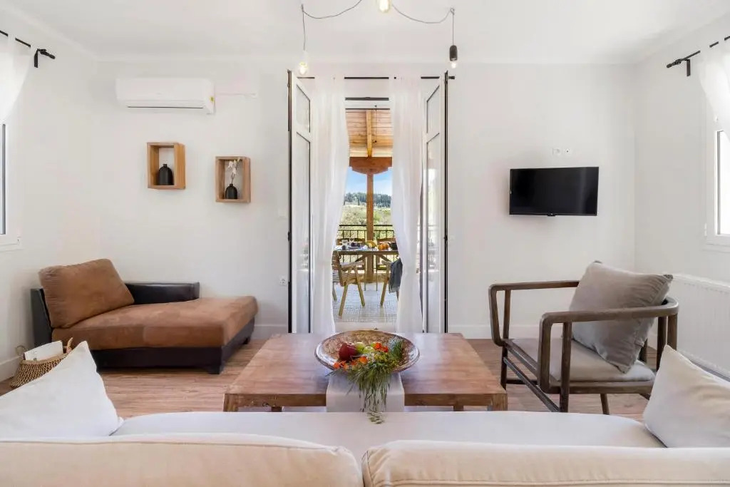 Apanema Mindfulness, Relaxing Adults Only Resort, Fast WiFi, Pool, Sauna, Massage