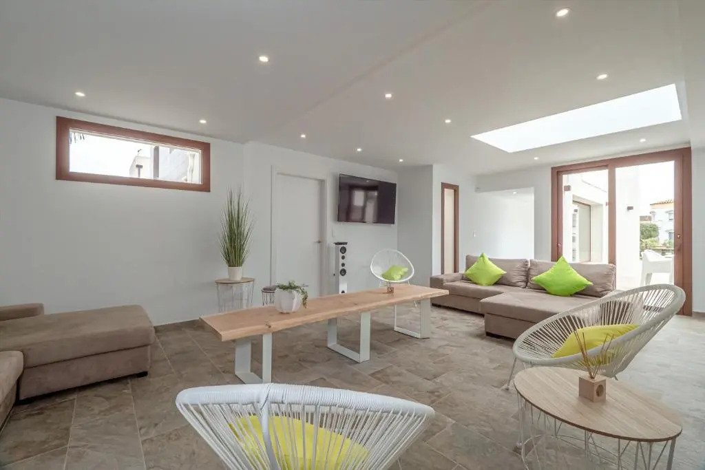 Villa N15 en plein cœur de la Marina, proche de Rosas, Costa Brava
