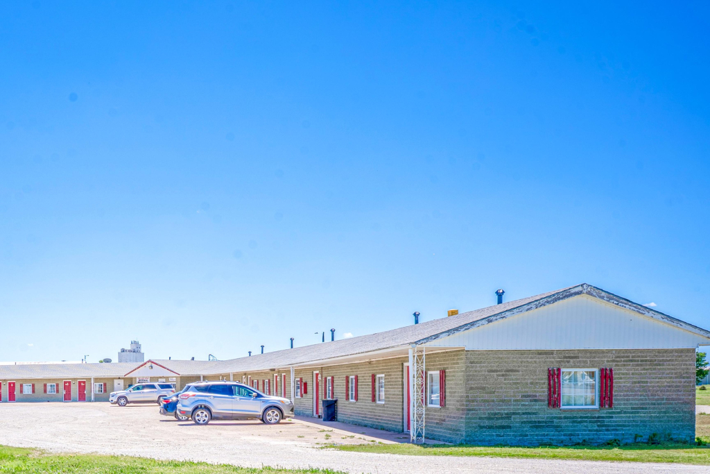 Green Acre Motel by OYO Near Rush County Airport
