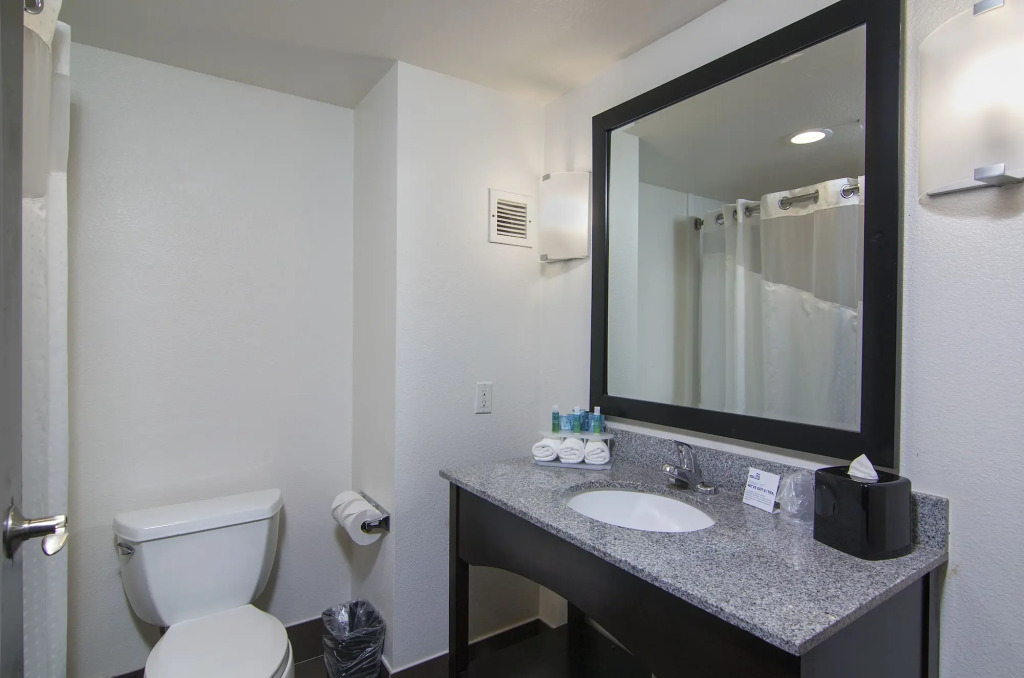 Holiday Inn Express Hotel & Suites Solana Beach-Del Mar by IHG