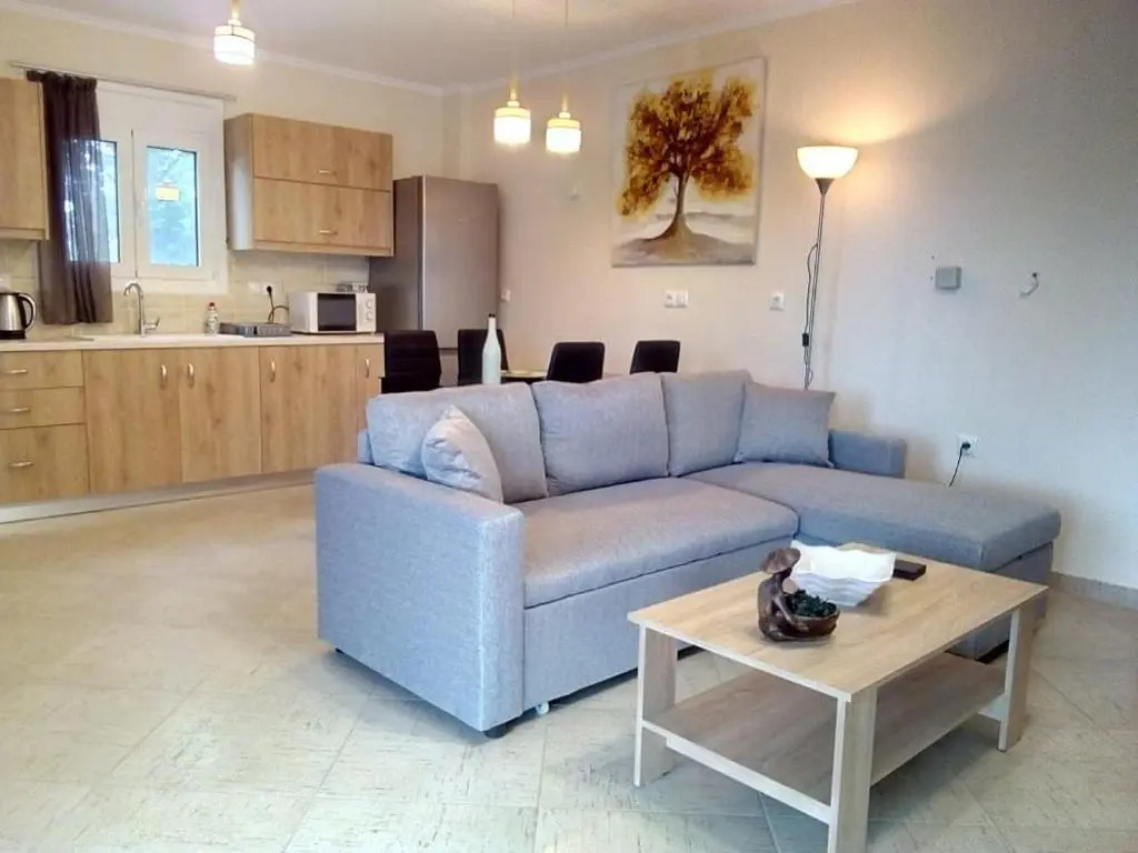 ALIVERI FLAT WITH SEA VIEW