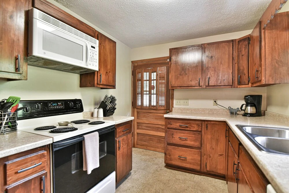 Rustic Cabin in the Woods Star5vacations
