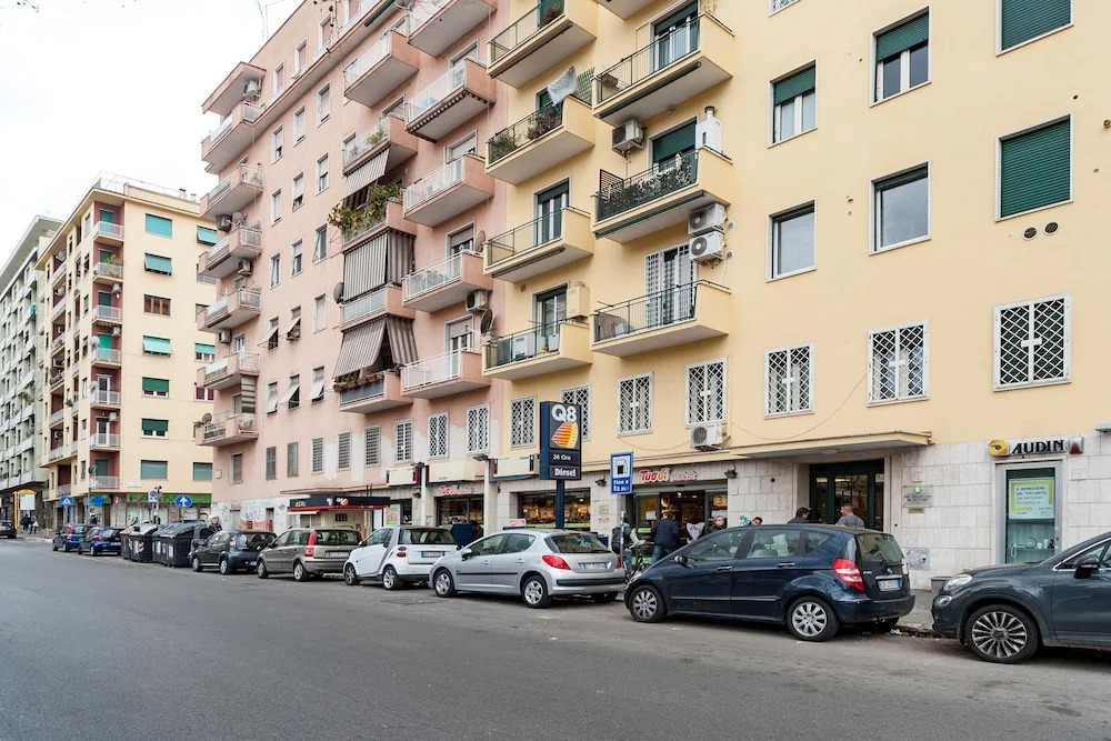 Studio Near San Pietro