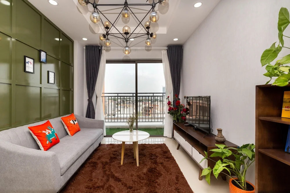 Halo Sun Avenue Apartments
