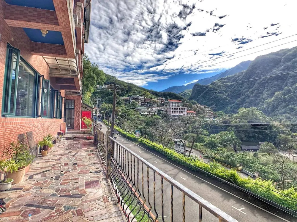 Xanadu Hostel