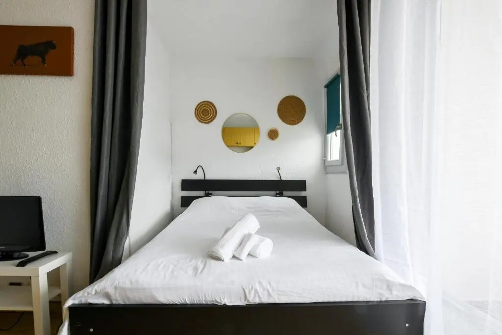 Studio Arena / Plage a 2min / Parking Prive / Terrasse (Adults Only)