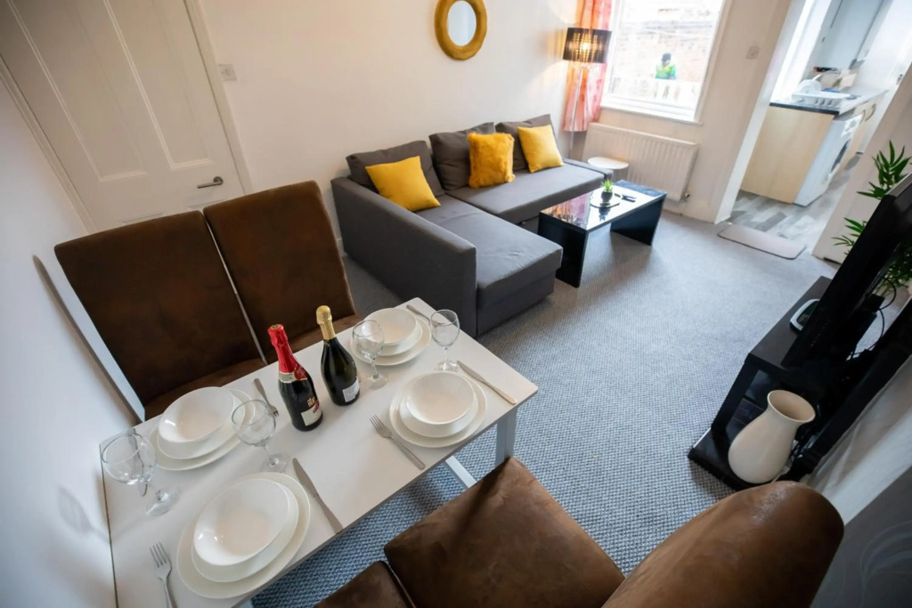 Sterling Aparment