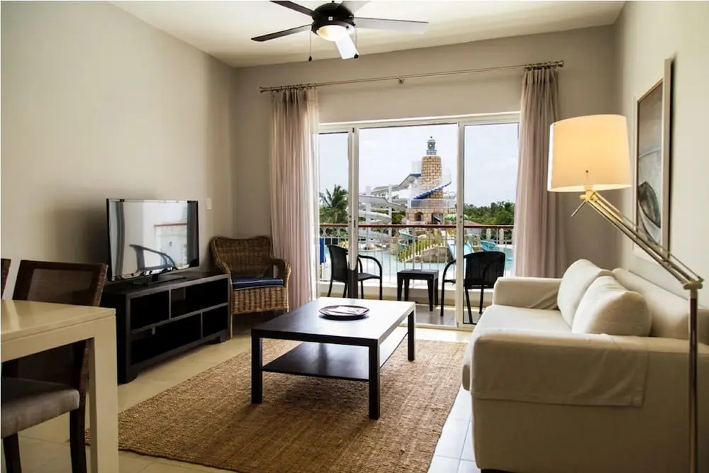 Beautiful apartment ideal families 04