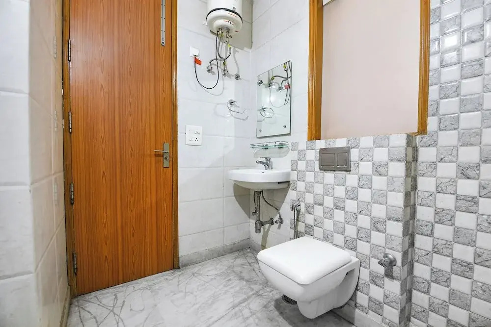 FabHotel Vagmi- 900m from Sikanderpur Metro Station Gurgaon
