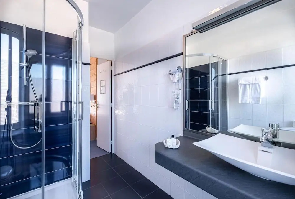 Logis Hotel Restaurant De La Plage