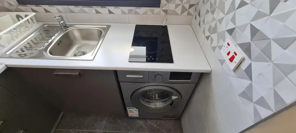 14 AN - 113 Nissi Twins Apartment