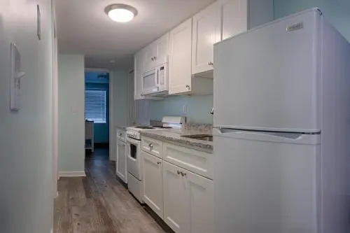 Beach Bungalow 8