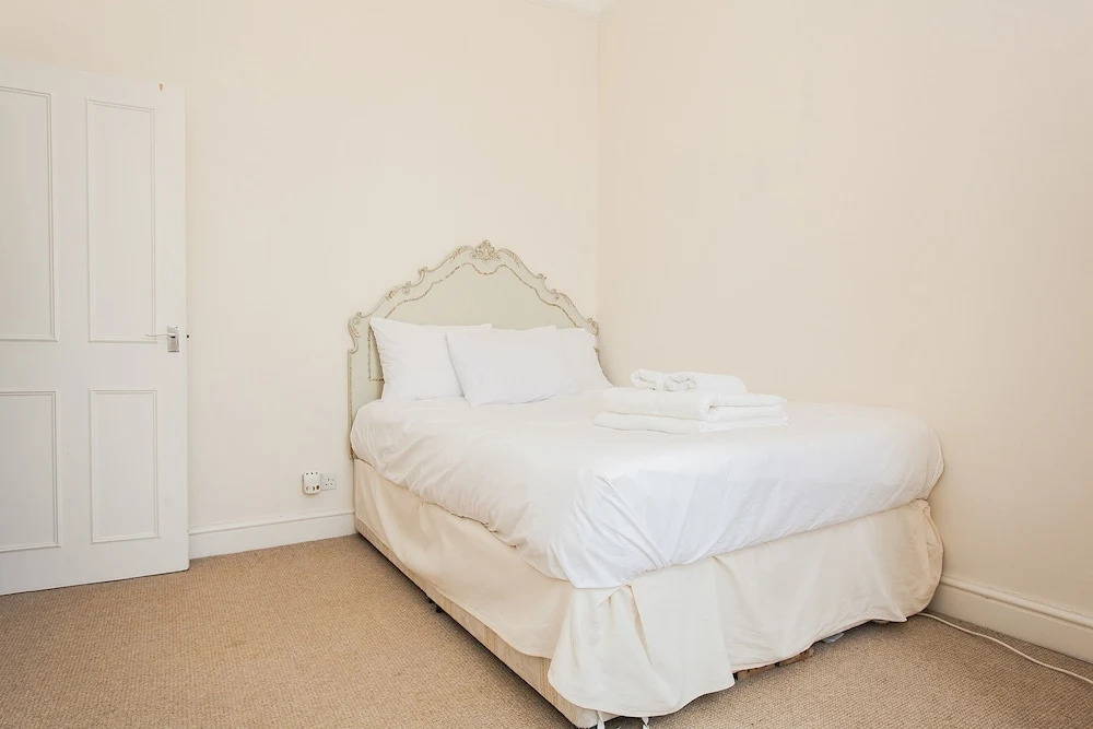 West Kensington 1 Bedroom Flat
