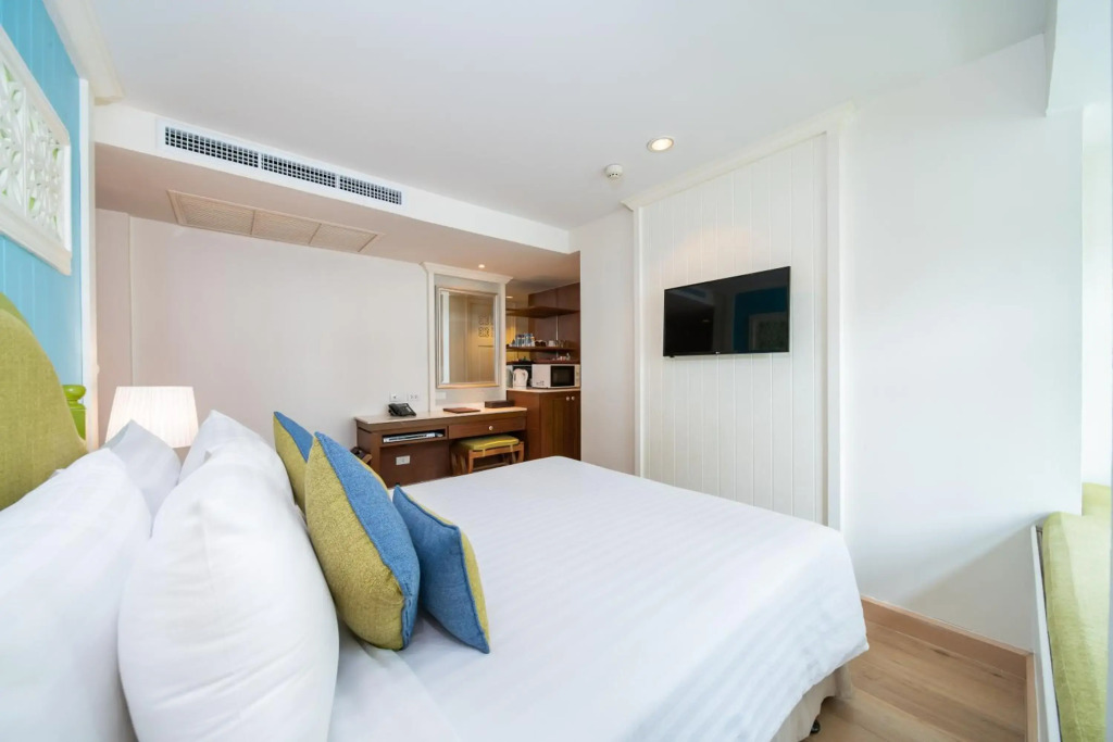 Отель La Petite Salil Sukhumvit 8