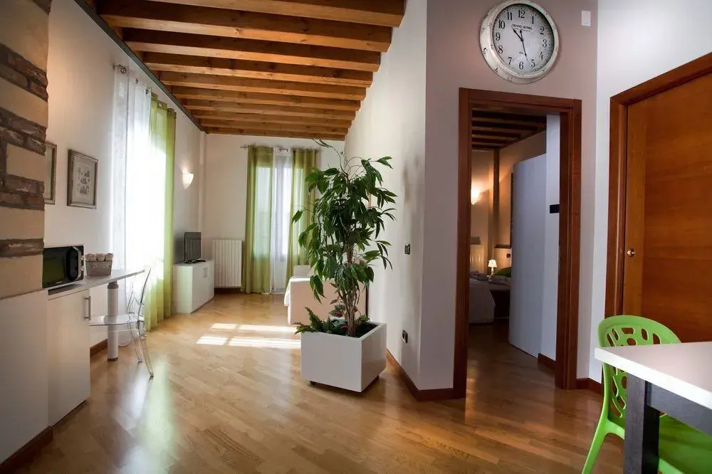 Verona For Rent Topazio