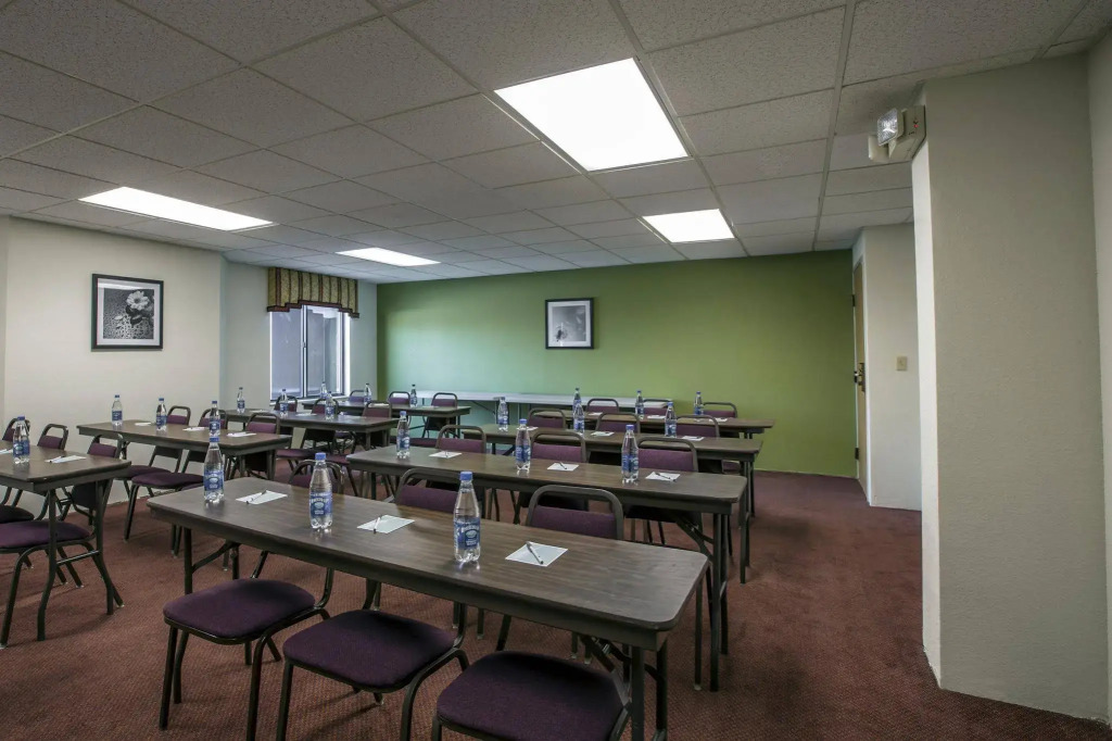 Clarion Pointe Sevierville-Pigeon Forge
