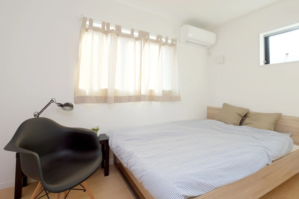 Nishi-Sugamo Guest House. 2min to Nishi-Sugamo Sta. 13min to Ikebukuro Sta.