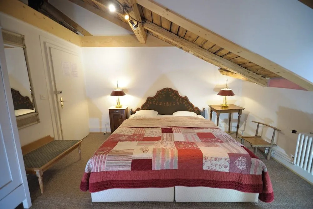 Historic Hotel du Pillon