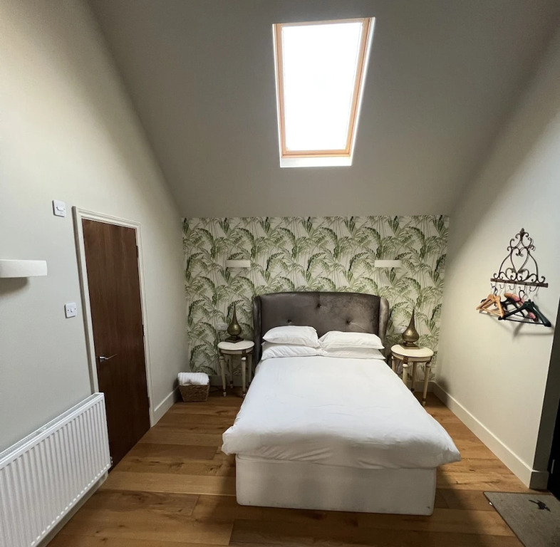 B&B Harlington Manor