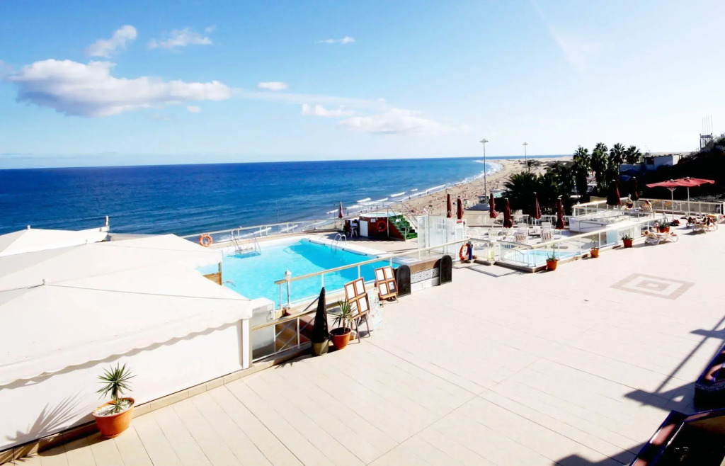 Atlantic Beach Club