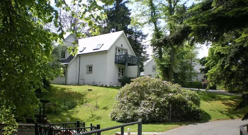 Pond View Lodge - Duchally