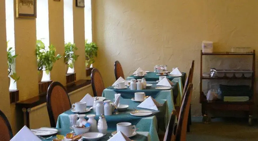 Eaton Court Guest House