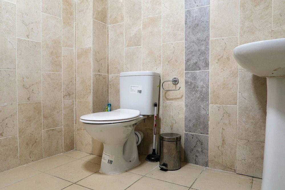 Sidney Street B - Deluxe Single Room 4