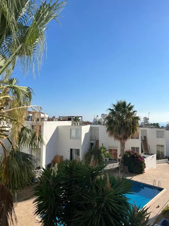 Sea view one bed apartment with pool in Peyia B7