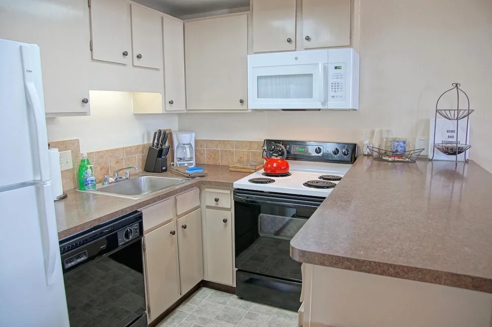 Storm Meadows Club B-413 (202782-5337) - 2 Br Condo