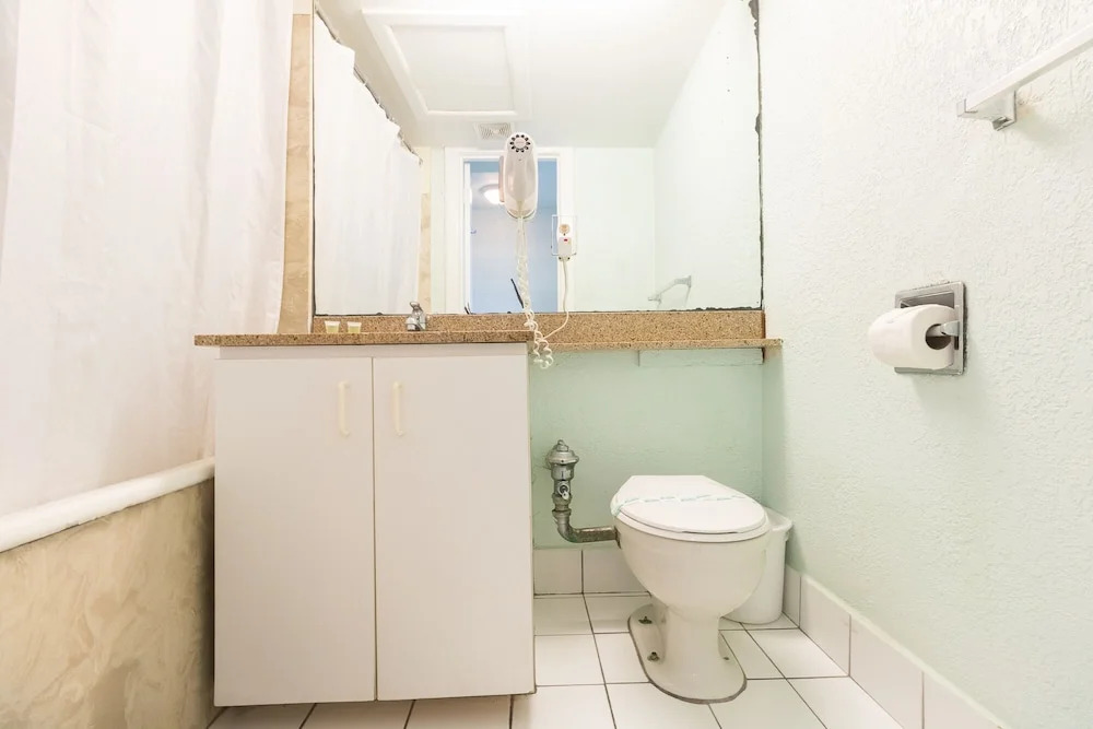 651 Studio Apartment Hollywood Beach
