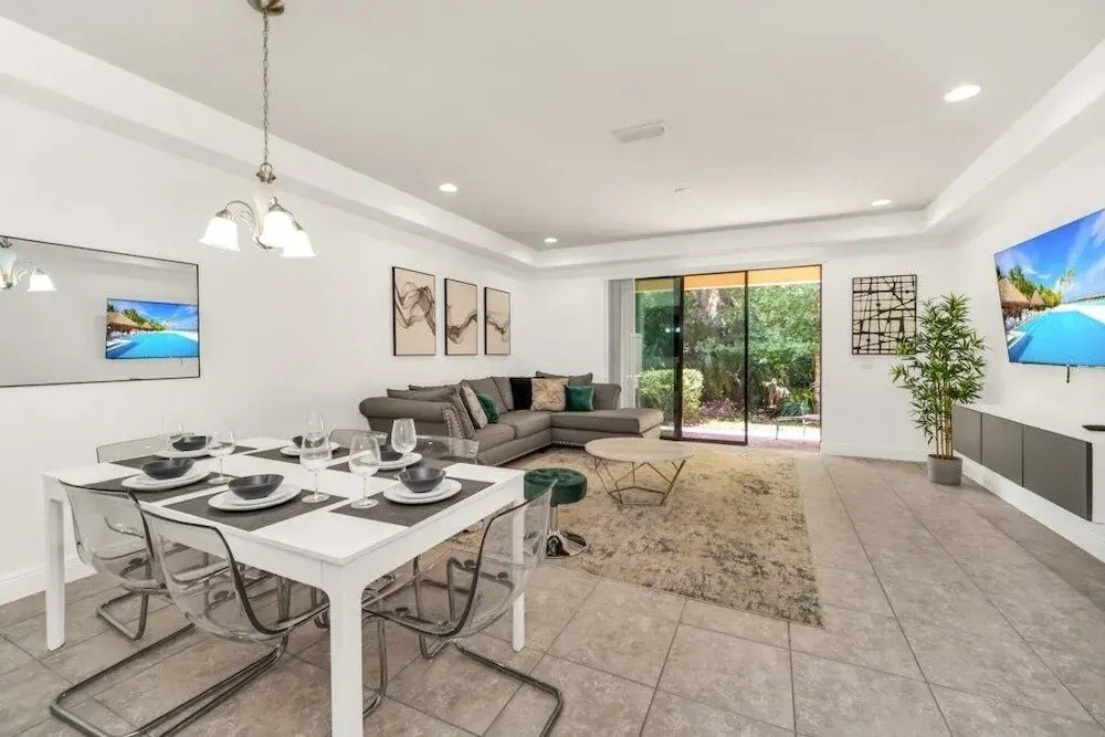 Tropical Escape 3 Bed Home In Beautiful Resort 3 Bedroom Condo