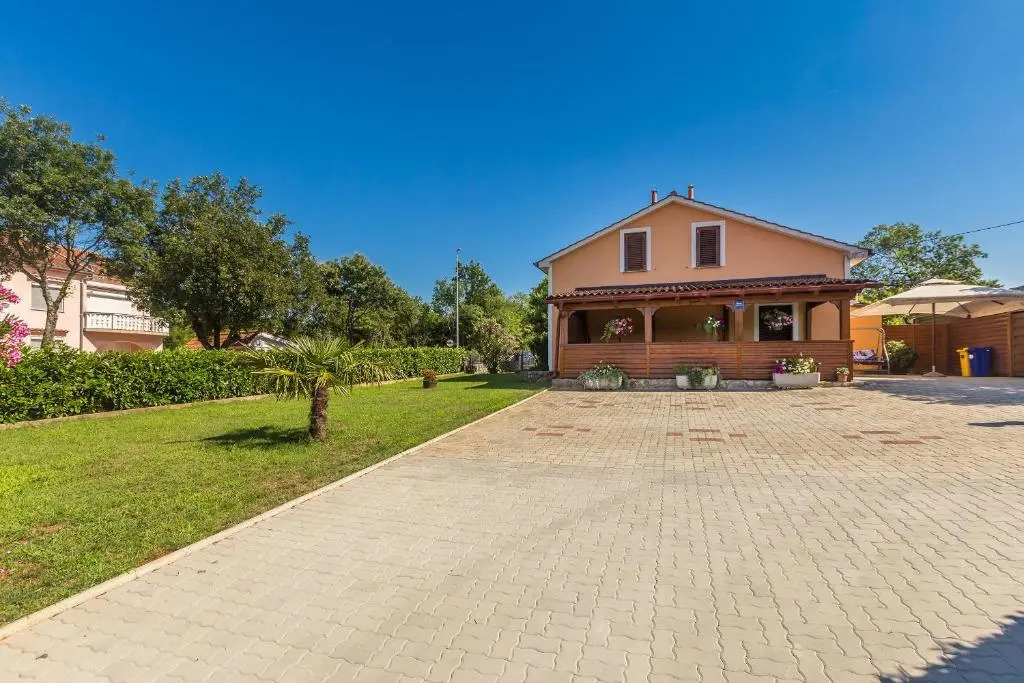 Apartment Jadranka
