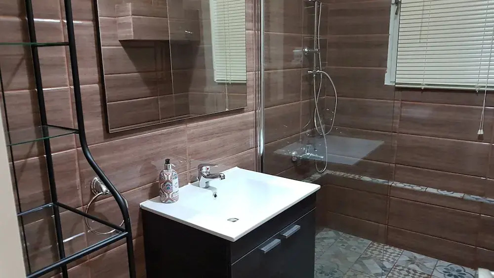 Erra - Menta - Athens Center,130m²,5 BD,2.5 Bath