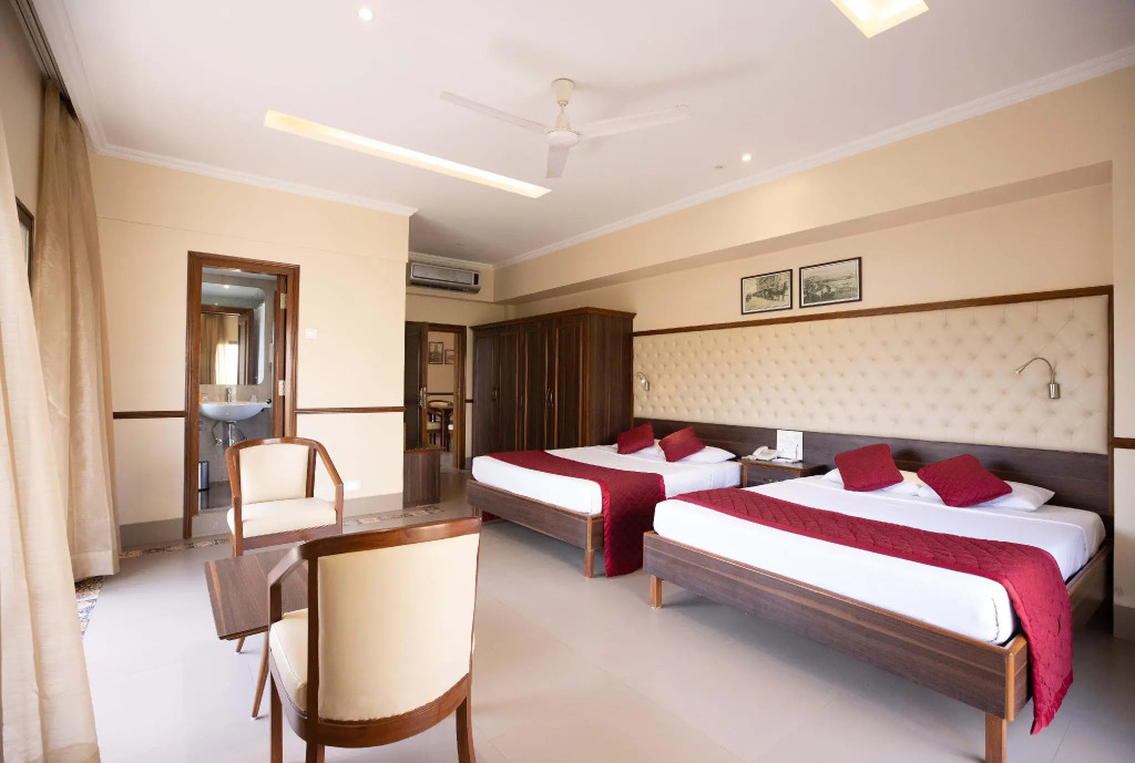 West End Hotel