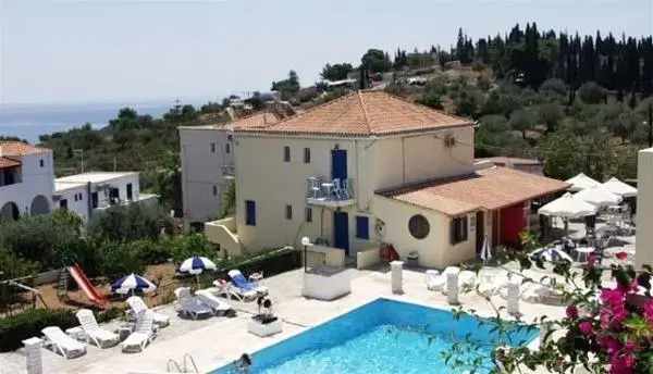 Lianos Hotel Apartments