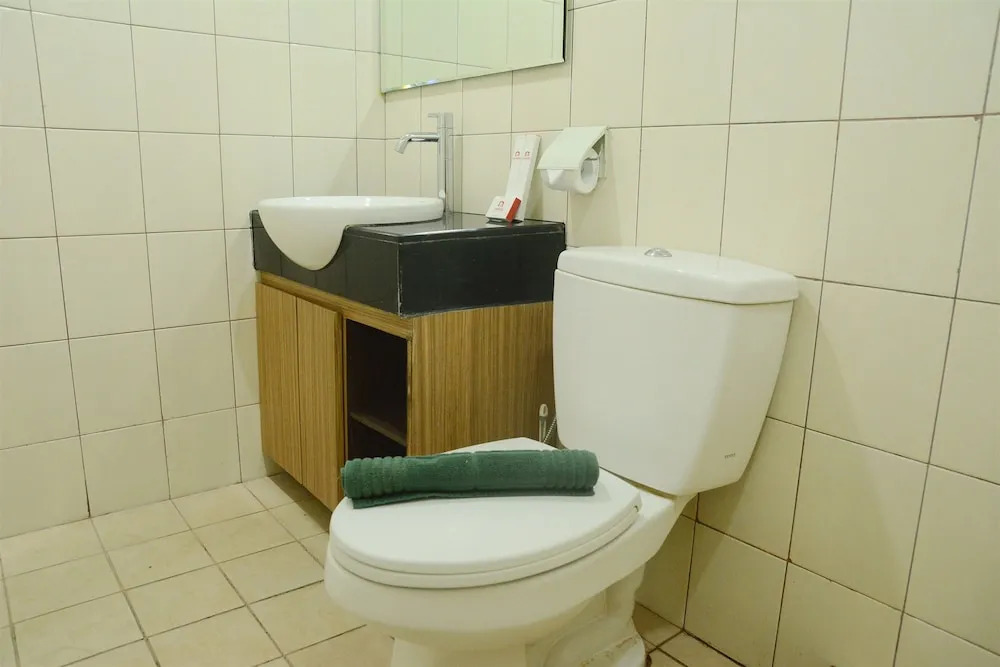 Beautiful City View 2Br Royal Mediterania Garden Residence Near Central Park Mall