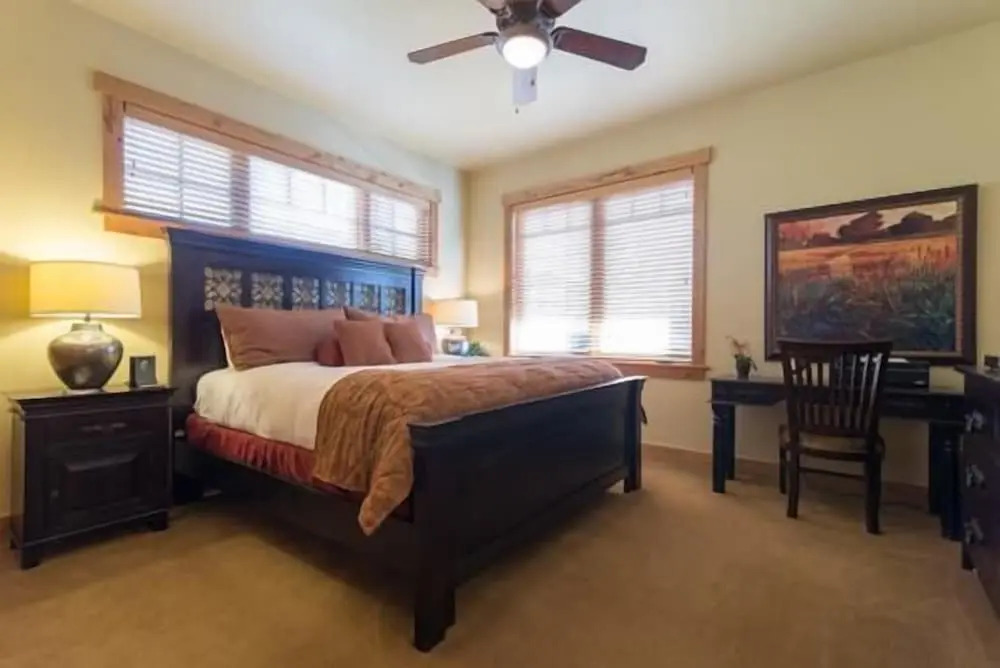 6106 Bear Lodge, Trappeur's Crossing Apartment 5