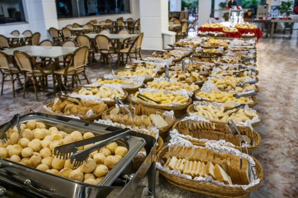 Lacqua diRoma Hotel com Parque Aquático 24 horas