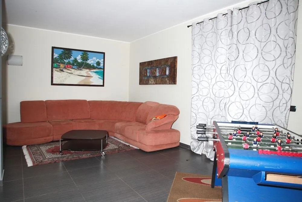 Villa Aurora
